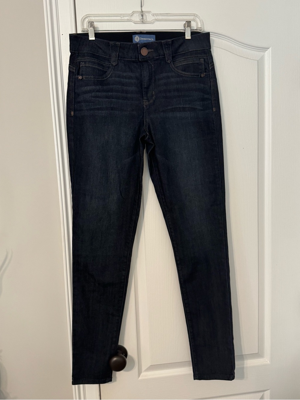 Democracy Skinny Jeans in Dark Blue Wash